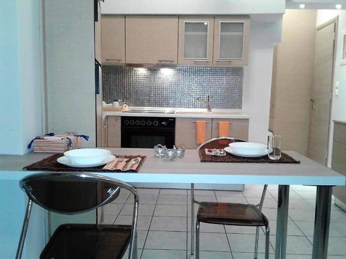 Lilac Studio Apartment Kavála Luaran gambar